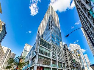 8 E Randolph St Unit 2806, Chicago, IL 60601