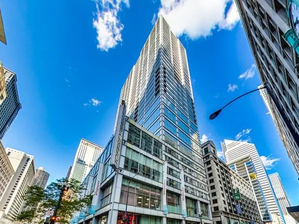 8 E Randolph St, Chicago, IL