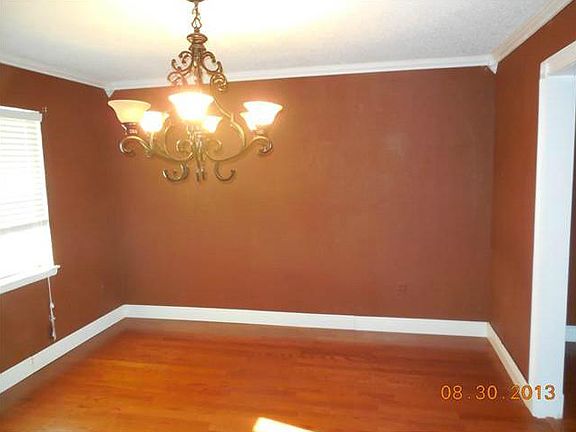 4th image of 3932 Bayou Oaks Dr