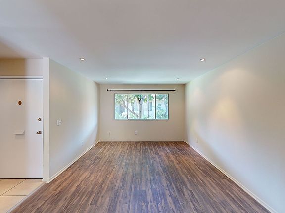 3rd image of 149-167 N Cambridge Ave #165