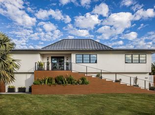 740 Penfield St, Longboat Key, FL 34228