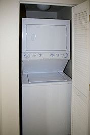 5th image of 511 Emerson Ave APT 2