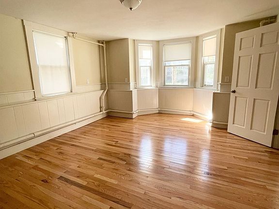 landlord_unit_photo_61759081_1