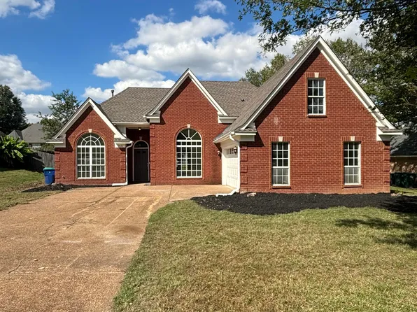 2436 Greencliff Dr, Southaven, MS 38671