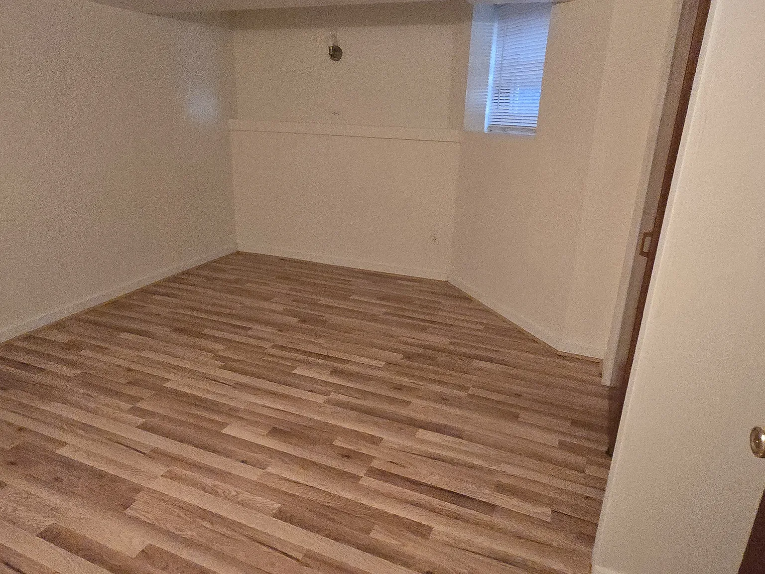 2 bed, 1000 sqft, $2,000 — Photo 4