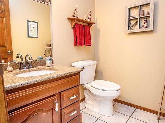 5th image of 7 Ravenwood Cir