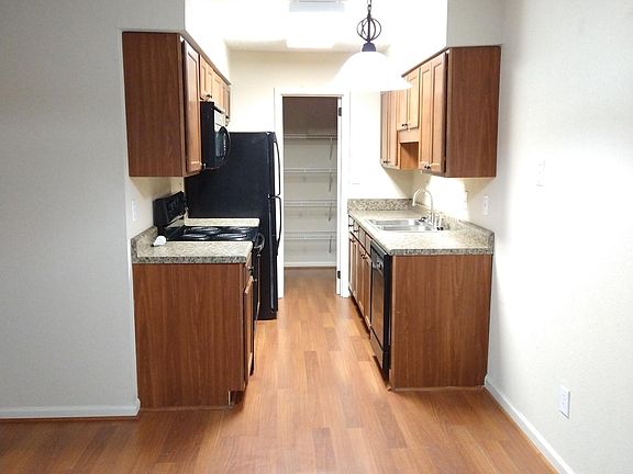 5th image of 1700 Patton Creek Dr