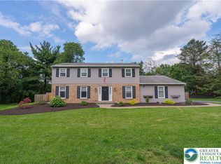 1265 Clearview Cir, Allentown, PA 18103