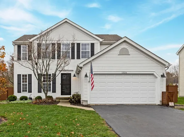 1326 Westwood Dr, Lewis Center, OH 43035