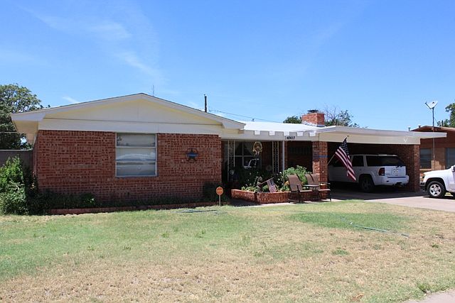 1st image of 4907 Clover Ave