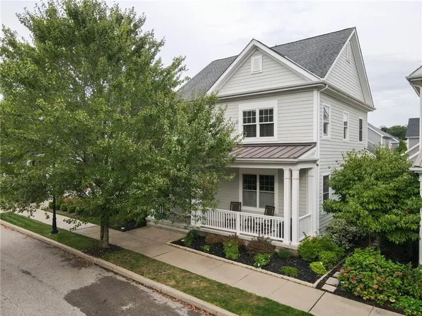 230 1st St, Oakmont, PA 15139