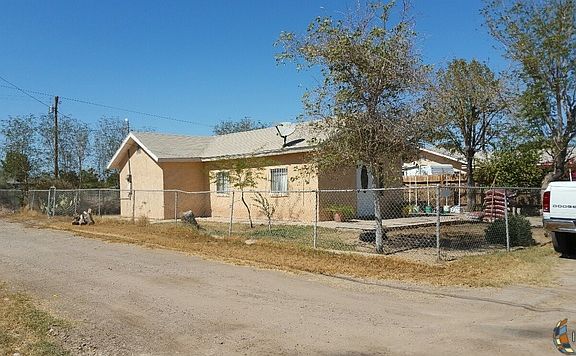 3rd image of 1119 Parkyns Ave