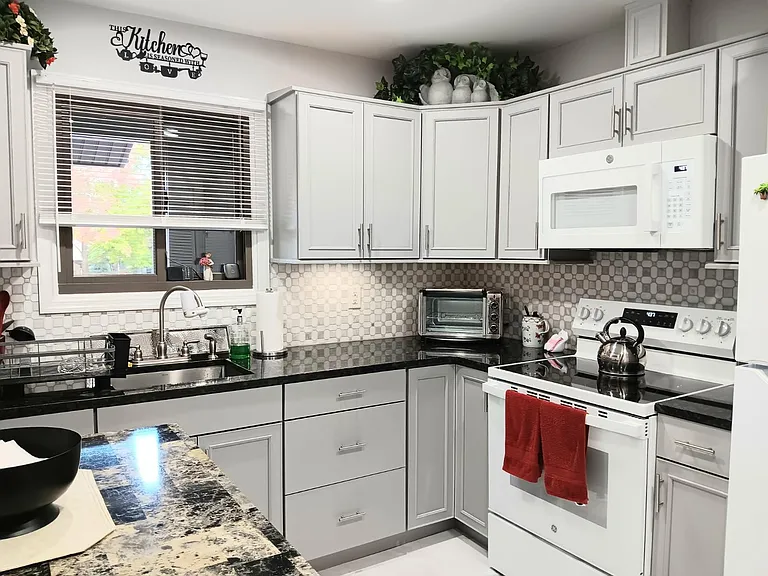 48 Ellsworth Ct — Photo 4