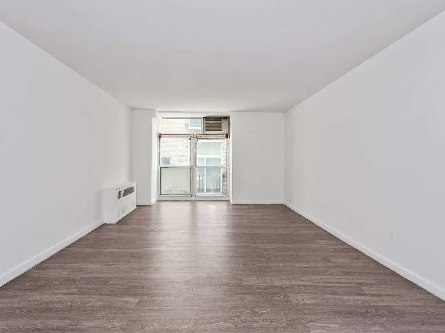 88 Fulton Street — Photo 2