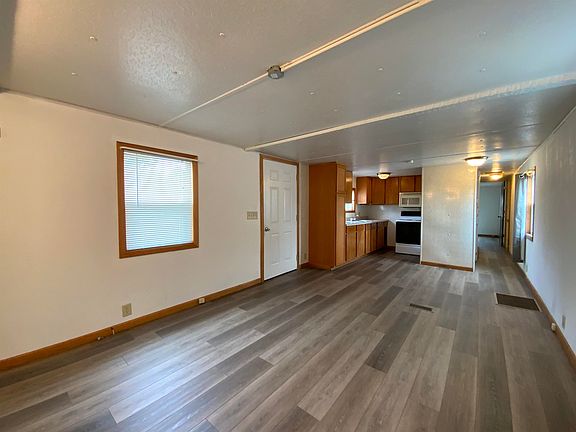 5th image of 1508 N Sheridan Ave