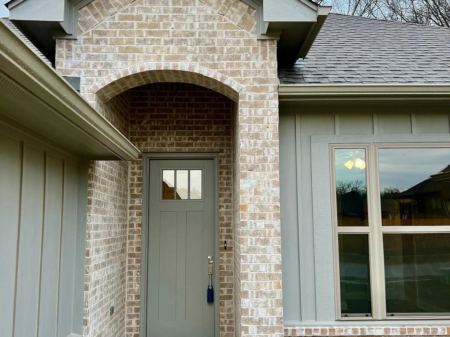 4 bed, 2.5 bath, 2001 sqft, $2,800 — Photo 4