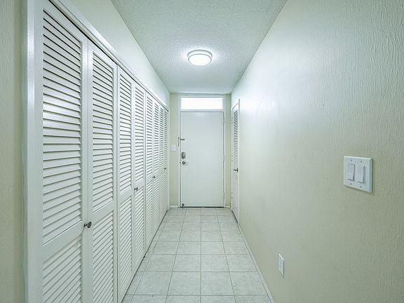 4th image of 700 Melrose Ave APT H34