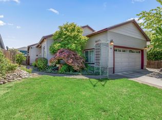 530 Winters Way, Talent, OR 97540