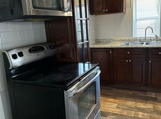 27077 Dartmouth St, Madison Heights, MI 48071
