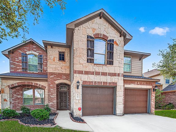 3rd image of 8726 Debbie Terrace Dr
