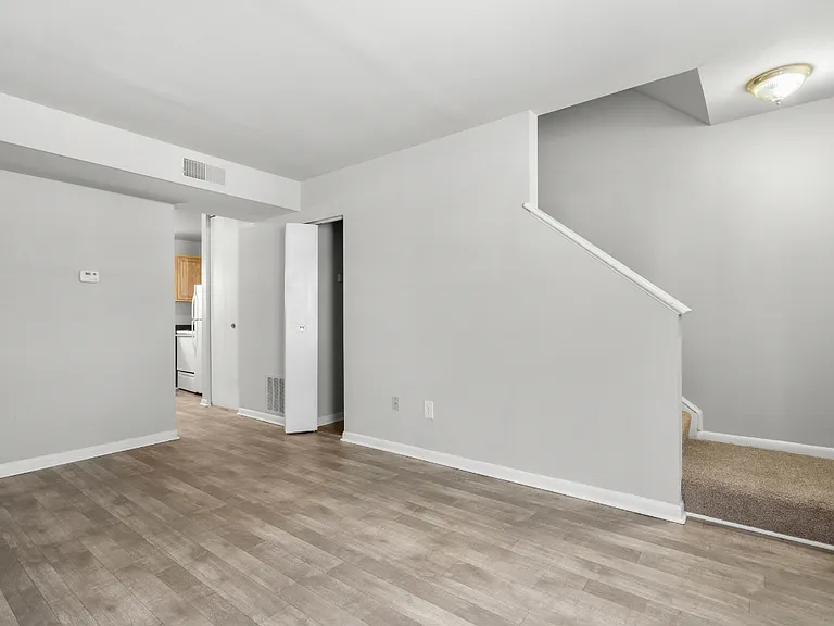 Forest Ridge — Photo 20