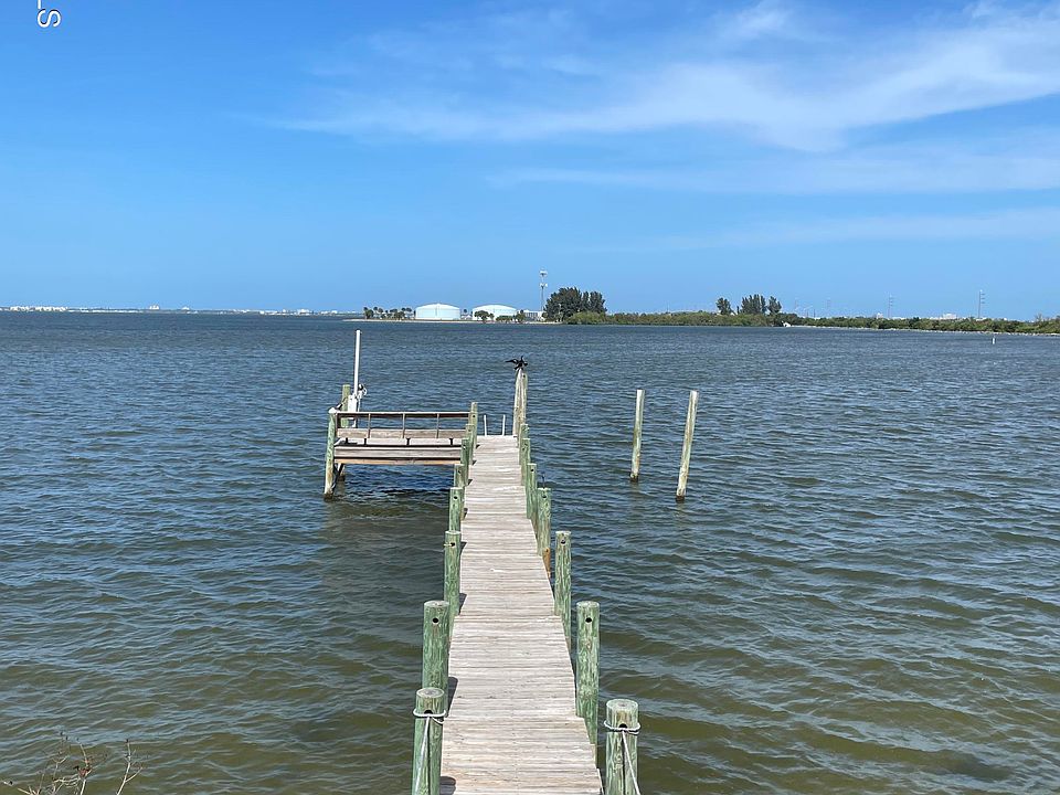 1st image of 200 Milford Point Dr