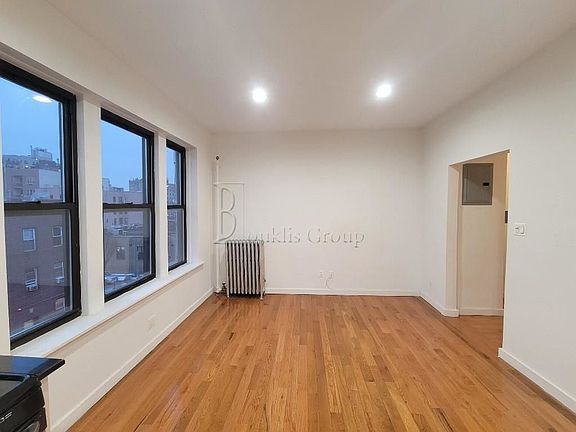 4th image of 27-22 23rd St #4A
