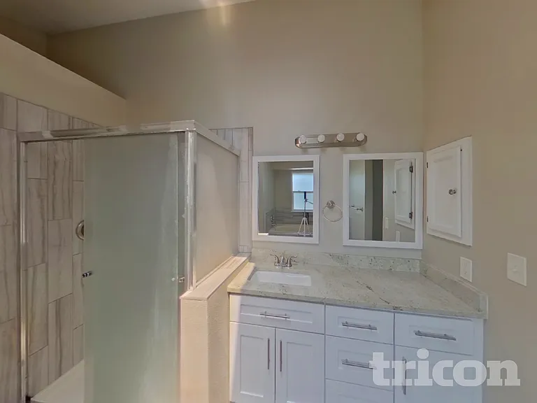 6455 Montarbor Dr — Photo 9
