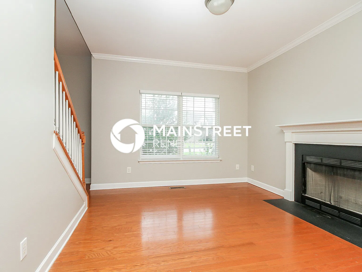 1121 Matheus Dr — Photo 2