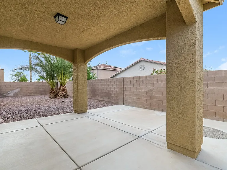 868 Bussora Rose Dr — Photo 15
