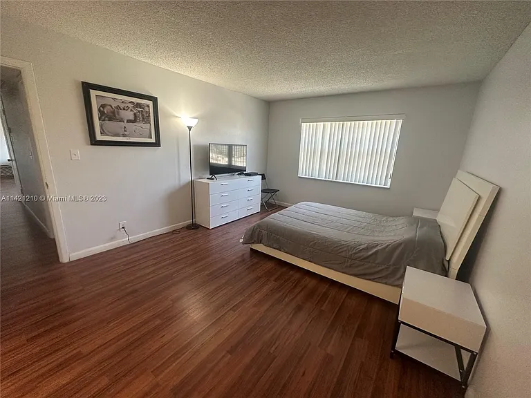 401 Golden Isles Dr #603 — Photo 11