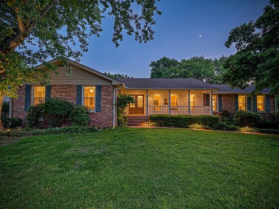 2nd image of 111 Countrywood Dr