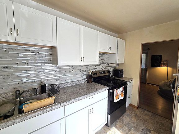 5th image of 1342 Kenwood Ave