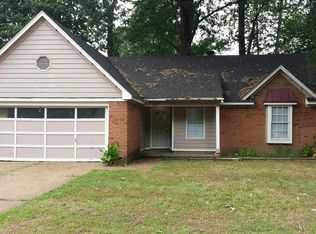 5833 Garden Ridge Dr, Millington, TN 38053