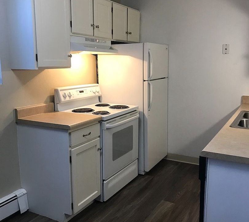 1st image of 5361 S Delaware St #104