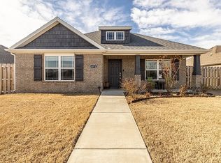 4571 W Tofino Dr, Fayetteville, AR 72704