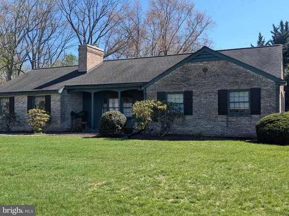 1107 Carrollyn Dr, Westminster, MD 21158