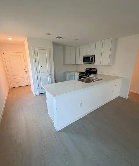 2831 Red Diamond — Photo 11