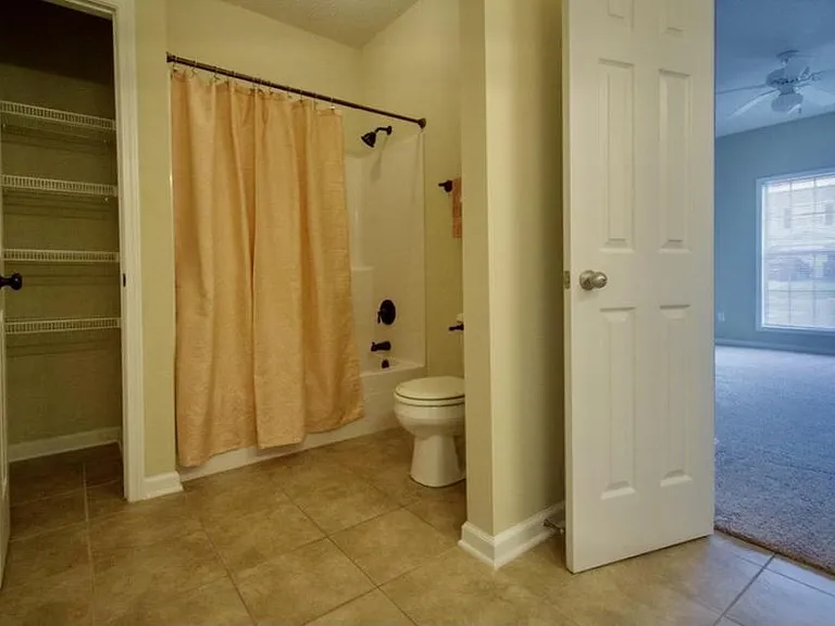 210 Wakefield Way — Photo 13