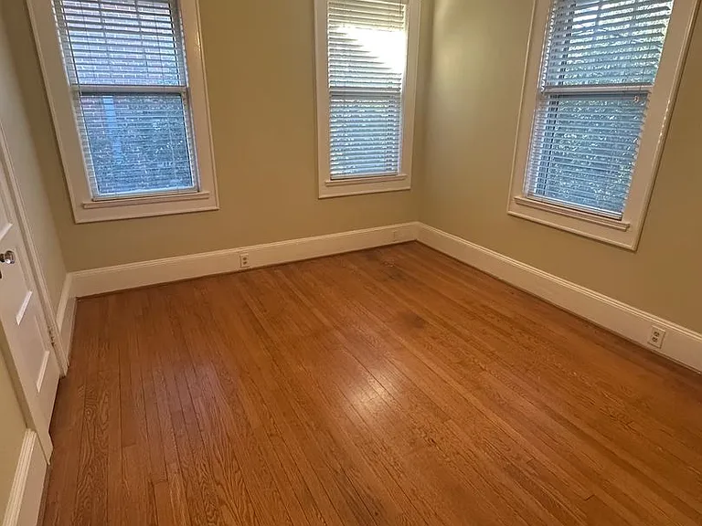 139-141 S. Pickens Street — Photo 9