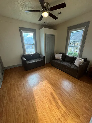 129 E Springdale Ave #1 Photo 1