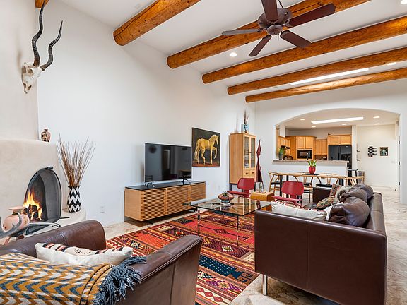 4th image of 27 Centaurus Ranch Rd