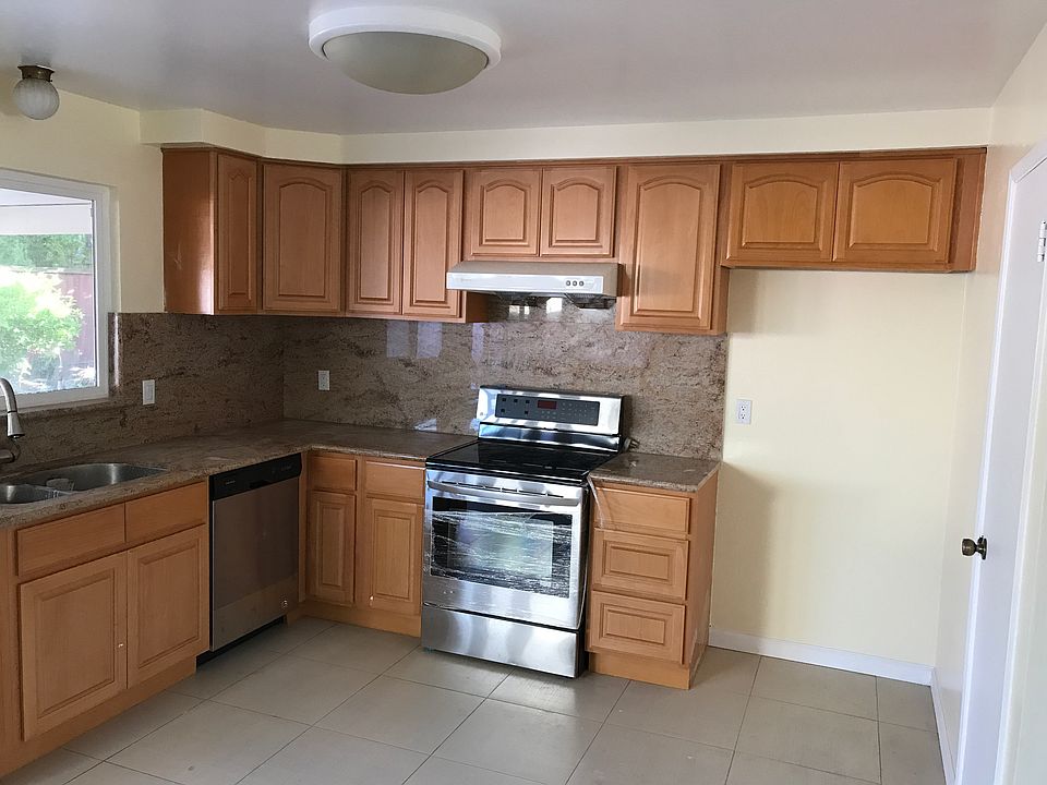 1st image of 4347 Queensboro Way