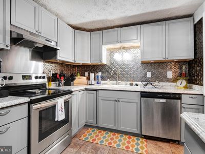 8328 Claremont Woods Dr, Alexandria, VA, 22309