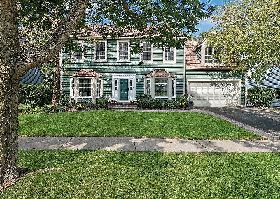 1st image of 4364 Longmeadow Dr