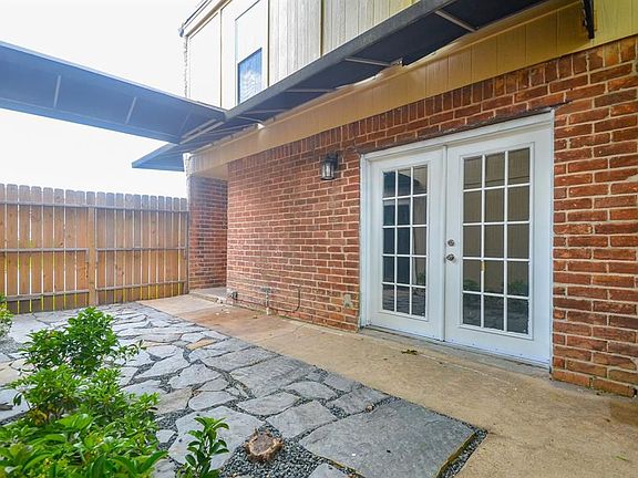 4th image of 5303 Lost Forest Dr