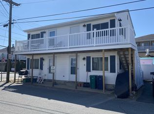 1 Bragg Ave #D, Hampton, NH 03842