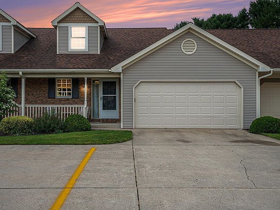 2nd image of 1405 Pembroke Cir APT 4