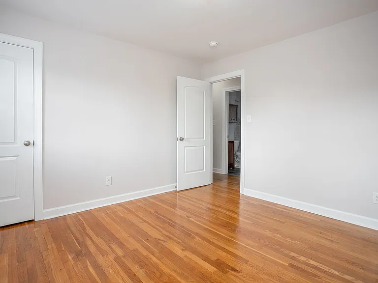 Elon Place — Photo 29