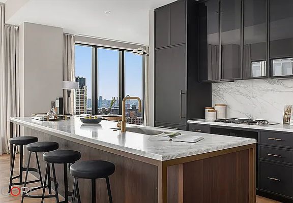 5th image of 30 E 29th St APT 29C